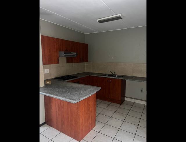 2 BEDROOM SECTIONAL TITLE FOR SALE IN COMET